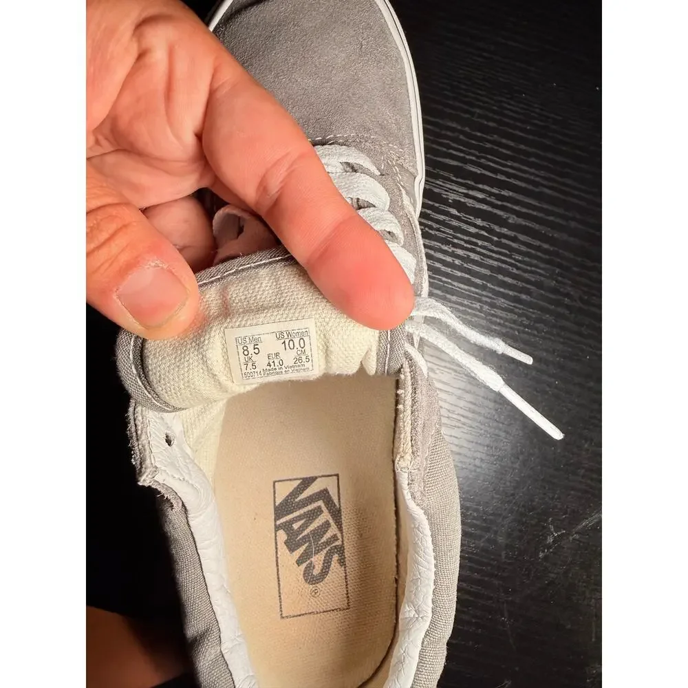 Vans Old Skool Gray White Suede Canvas Sneakers Men’s 8.5 Women’s 10 skate shoes
